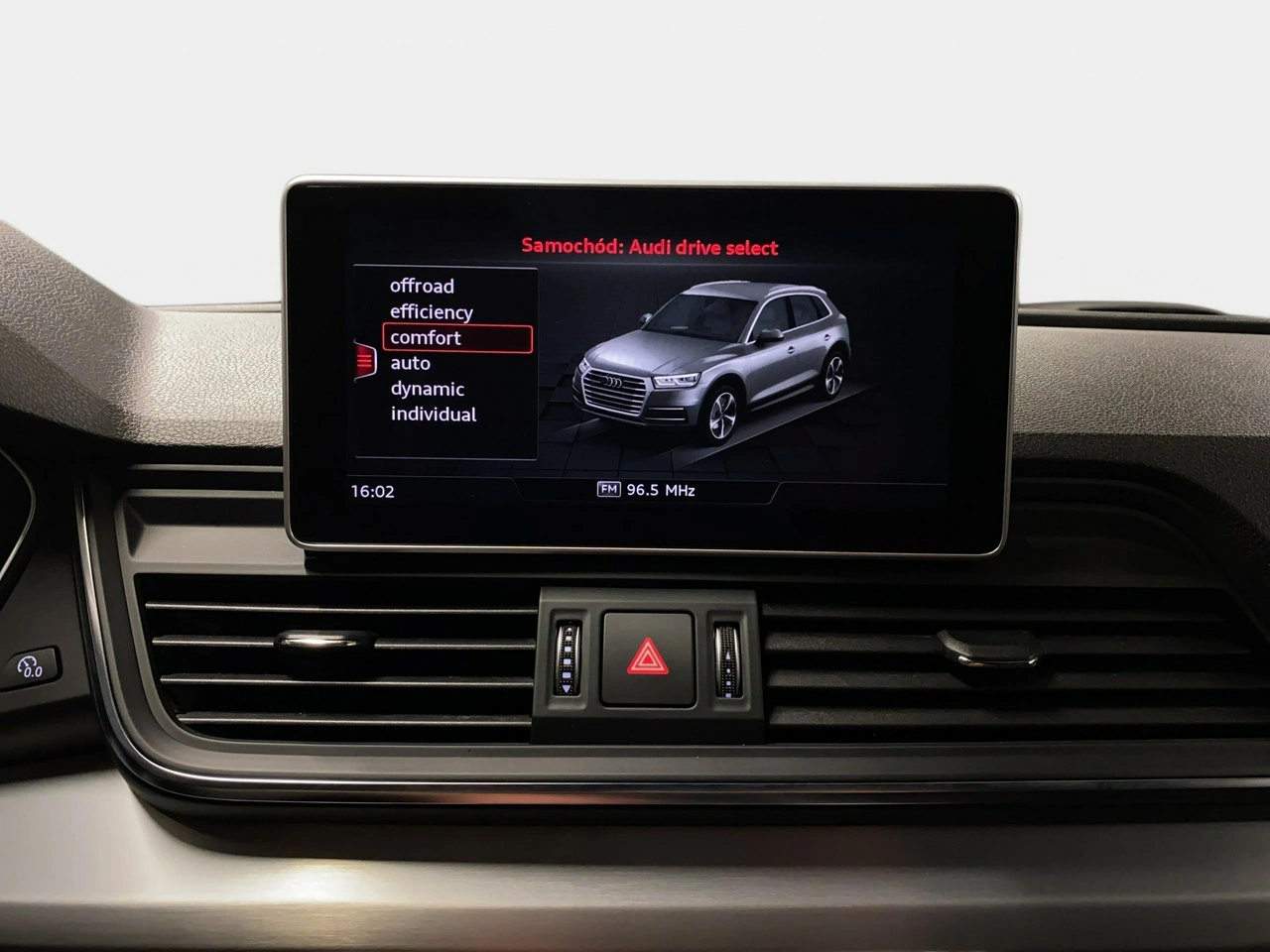 Audi Q5 - Zdjęcie 33