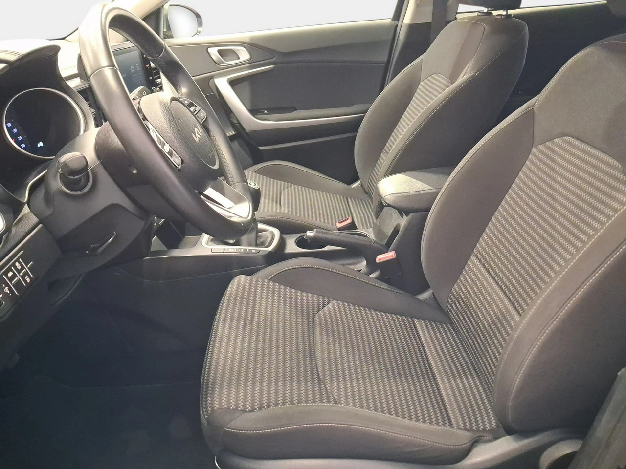 Kia XCeed - Zdjęcie 18