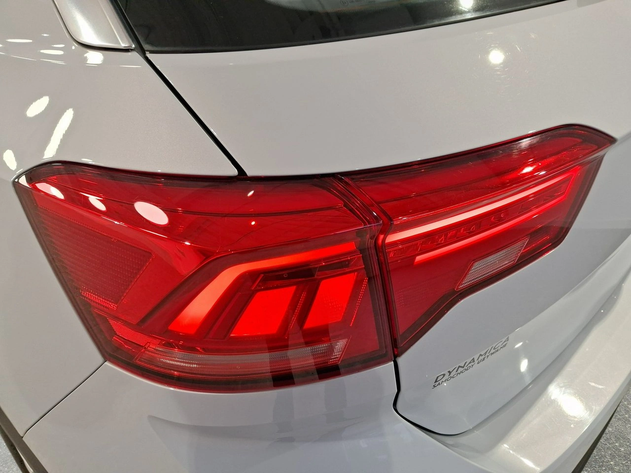 Volkswagen T-Roc - Zdjęcie 15