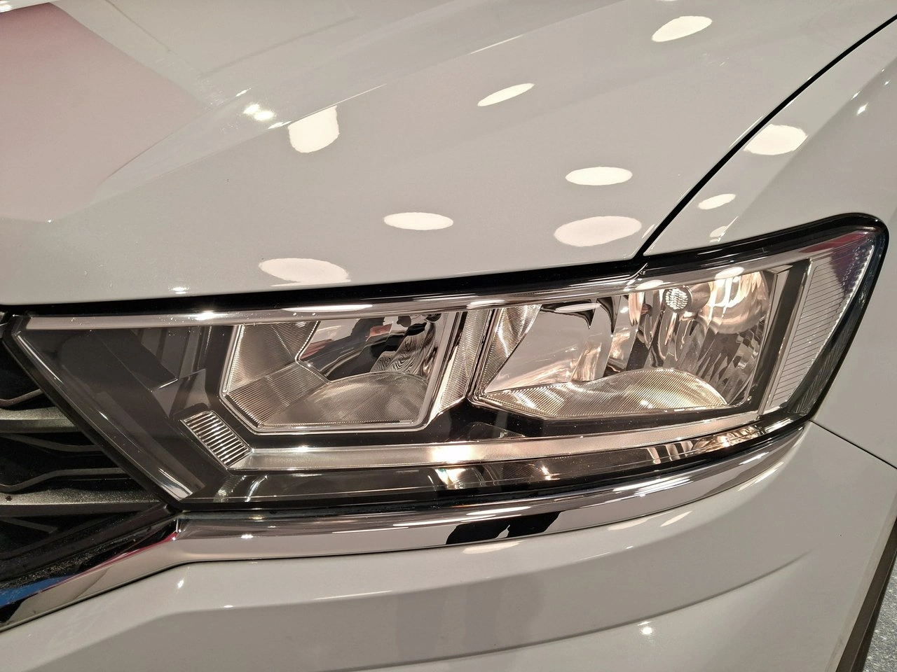 Volkswagen T-Roc - Zdjęcie 8