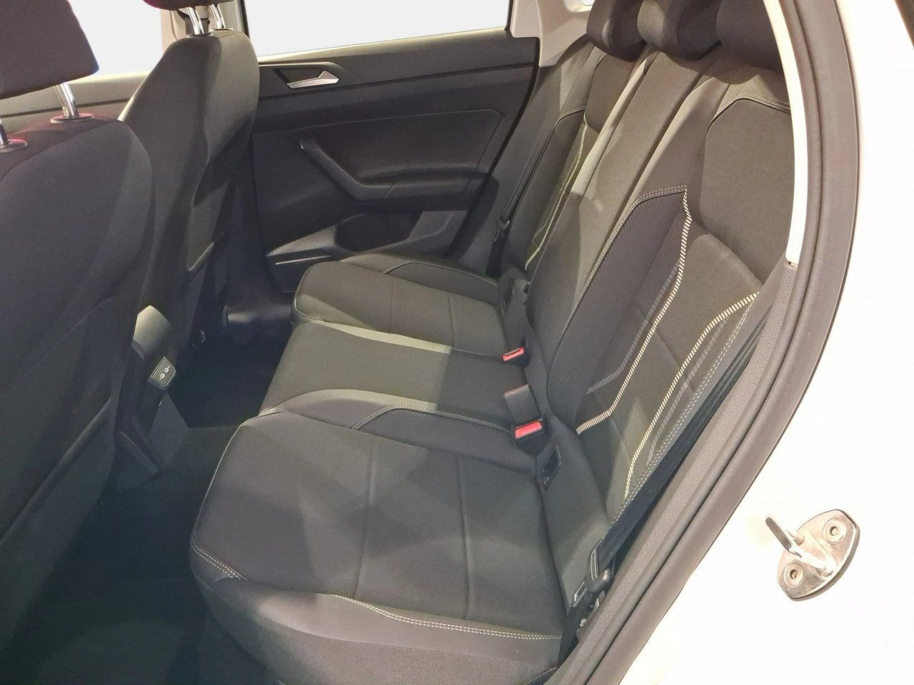 Volkswagen Taigo - Zdjęcie 12