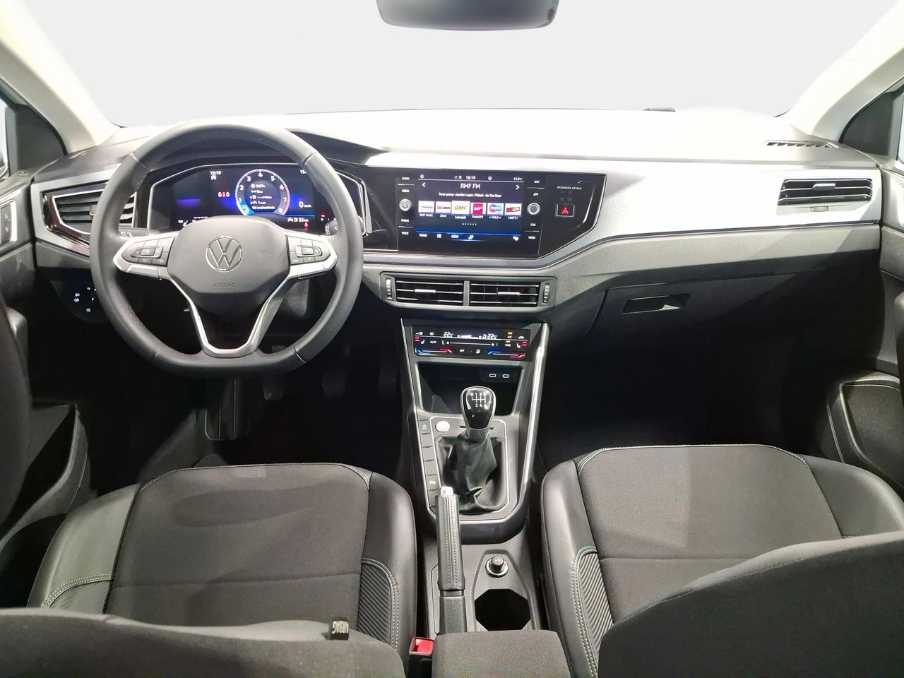 Volkswagen Taigo - Zdjęcie 13