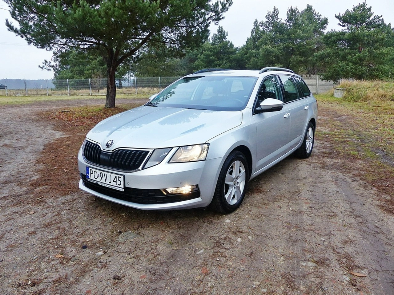 Skoda Octavia - Zdjęcie 12