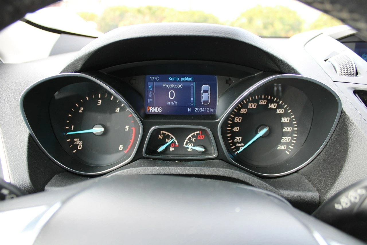 Ford Kuga - Zdjęcie 19
