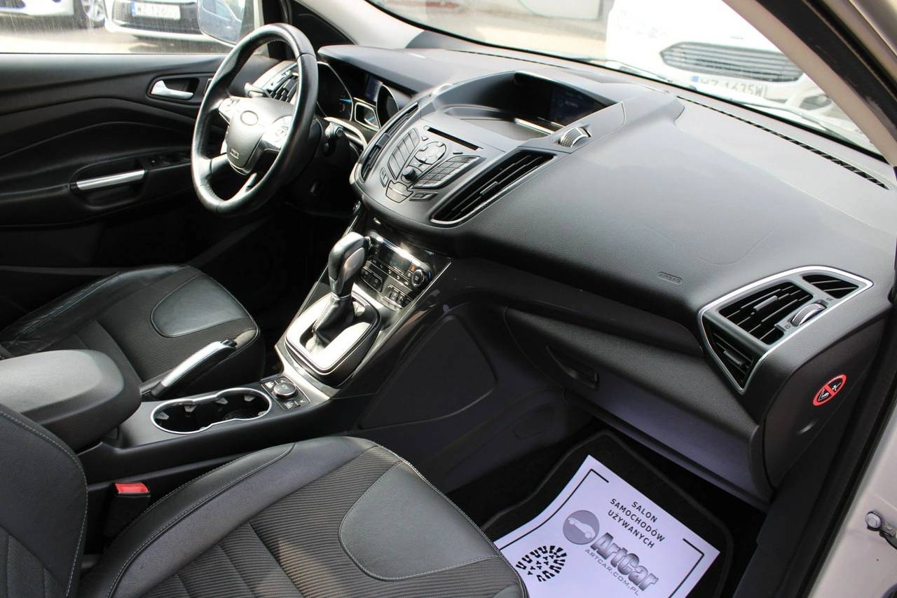 Ford Kuga - Zdjęcie 30