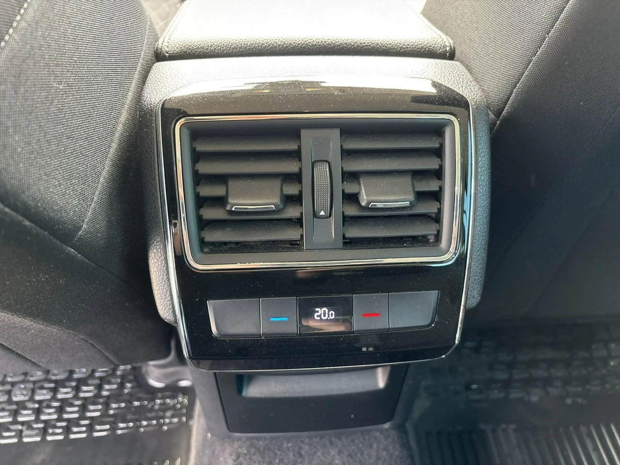 Skoda Superb - Zdjęcie 12