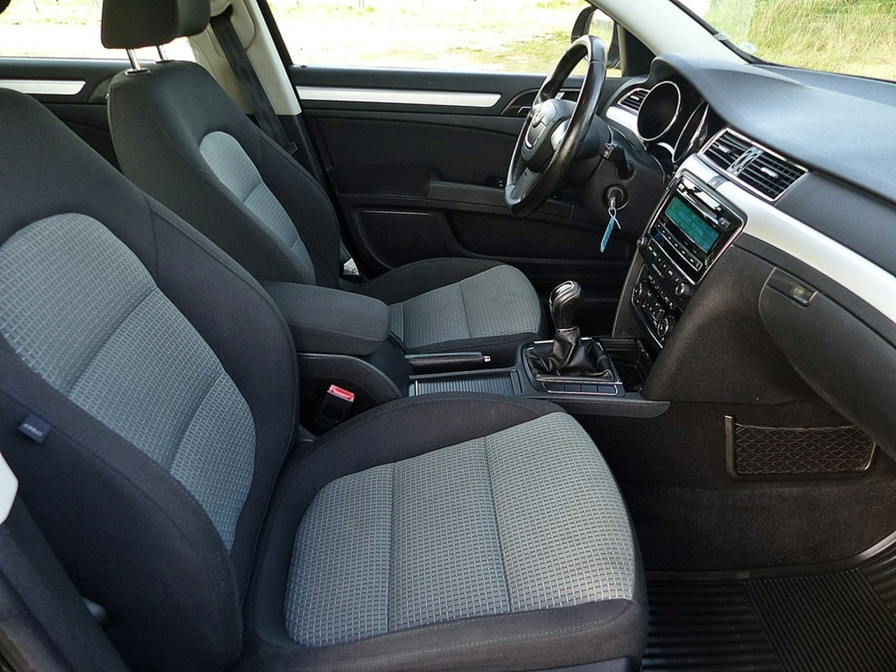 Skoda Superb - Zdjęcie 24