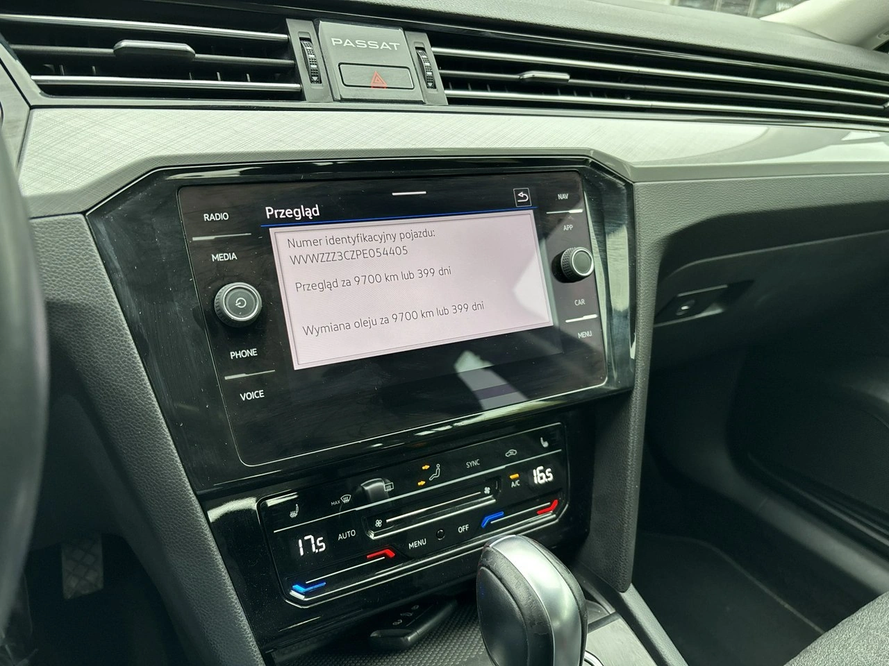 Volkswagen Passat - Zdjęcie 20