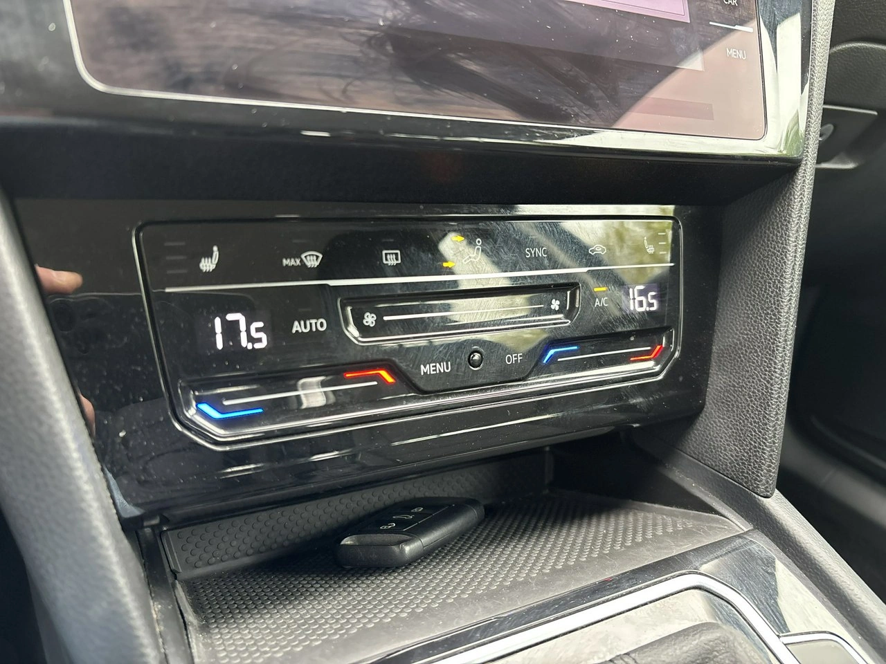 Volkswagen Passat - Zdjęcie 21