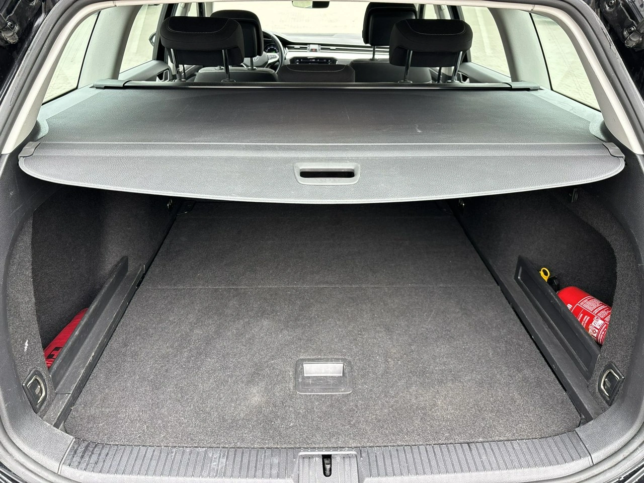Volkswagen Passat - Zdjęcie 12