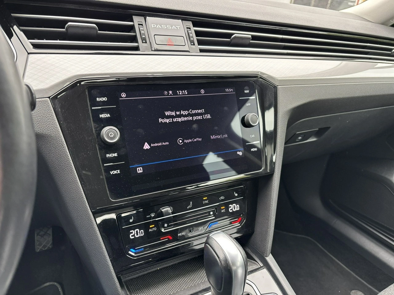 Volkswagen Passat - Zdjęcie 16
