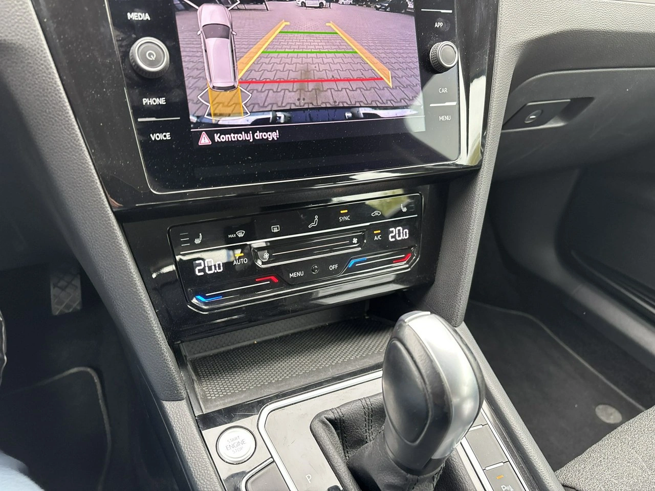 Volkswagen Passat - Zdjęcie 19