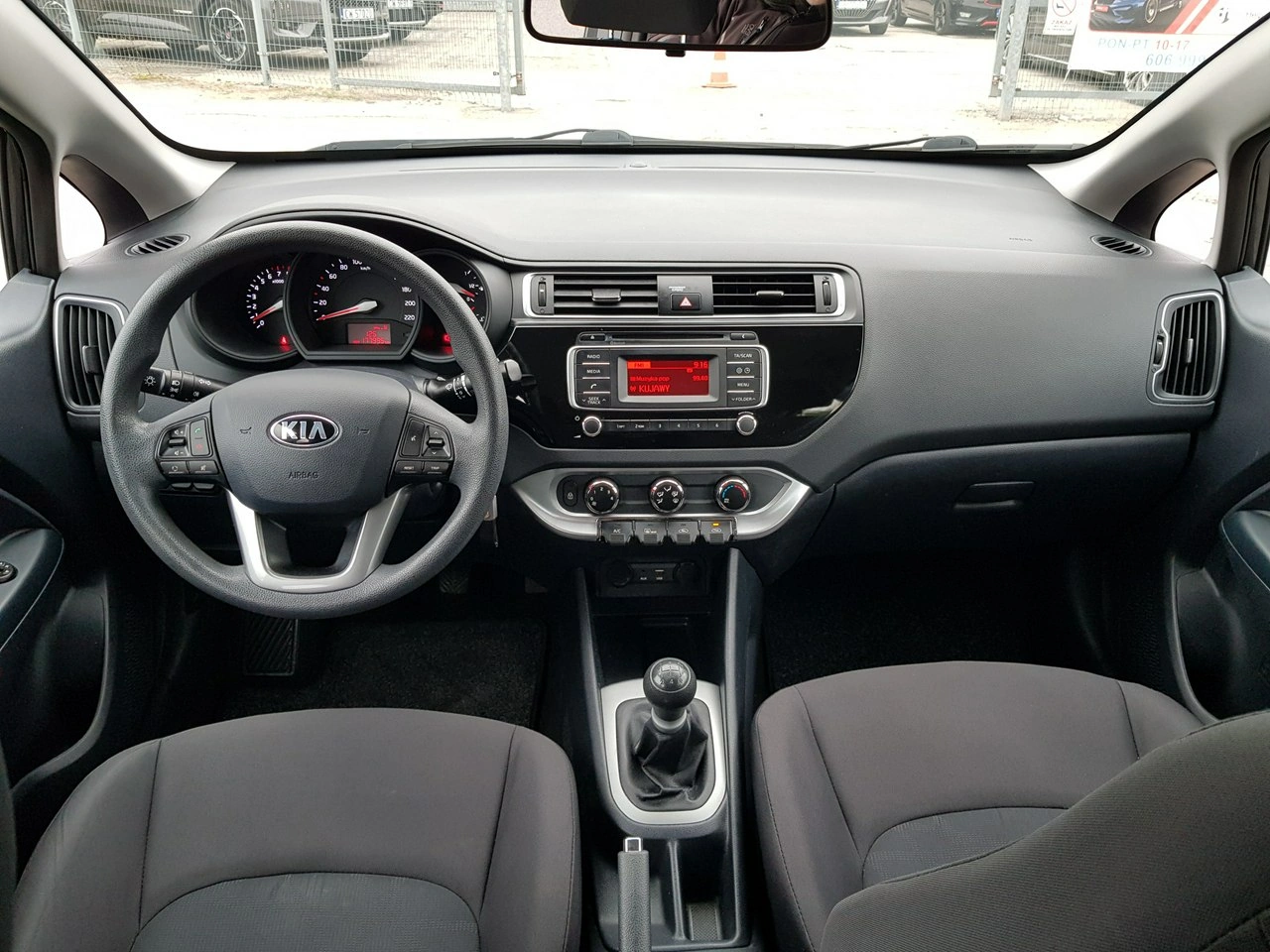 Kia Rio - Zdjęcie 11