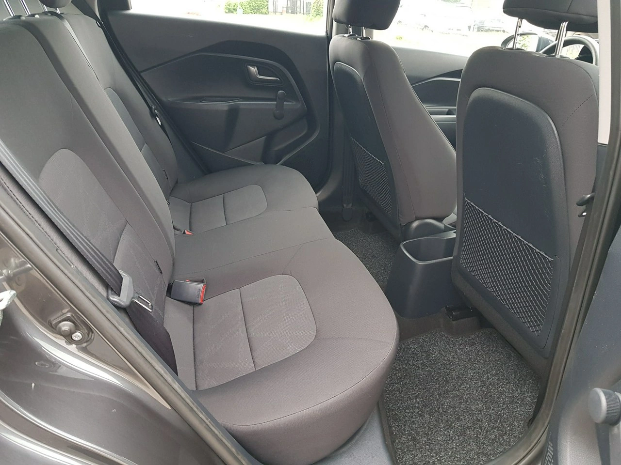 Kia Rio - Zdjęcie 13