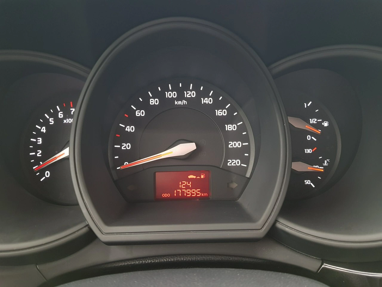 Kia Rio - Zdjęcie 18