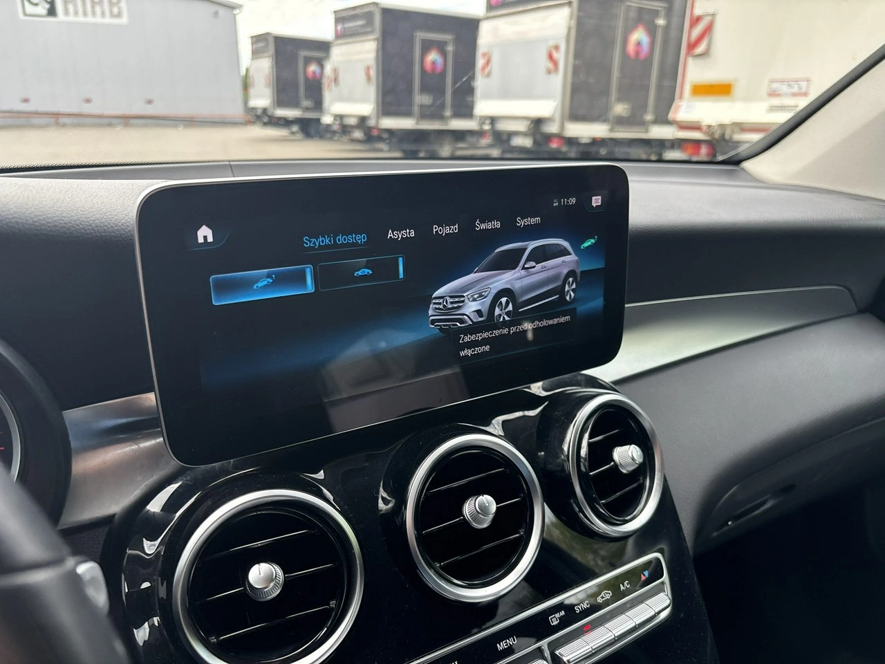 Mercedes GLC 200 - Zdjęcie 22