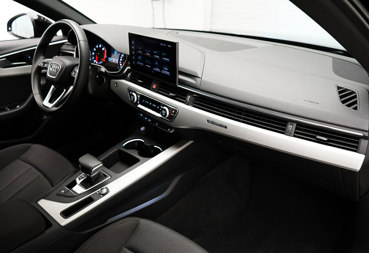 Audi A4 - Zdjęcie 16