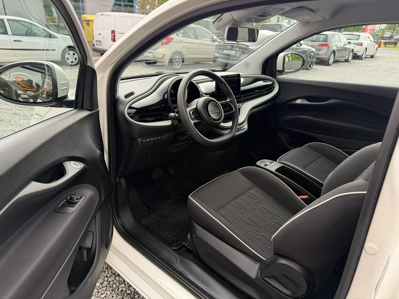 Fiat 500e - Zdjęcie 9
