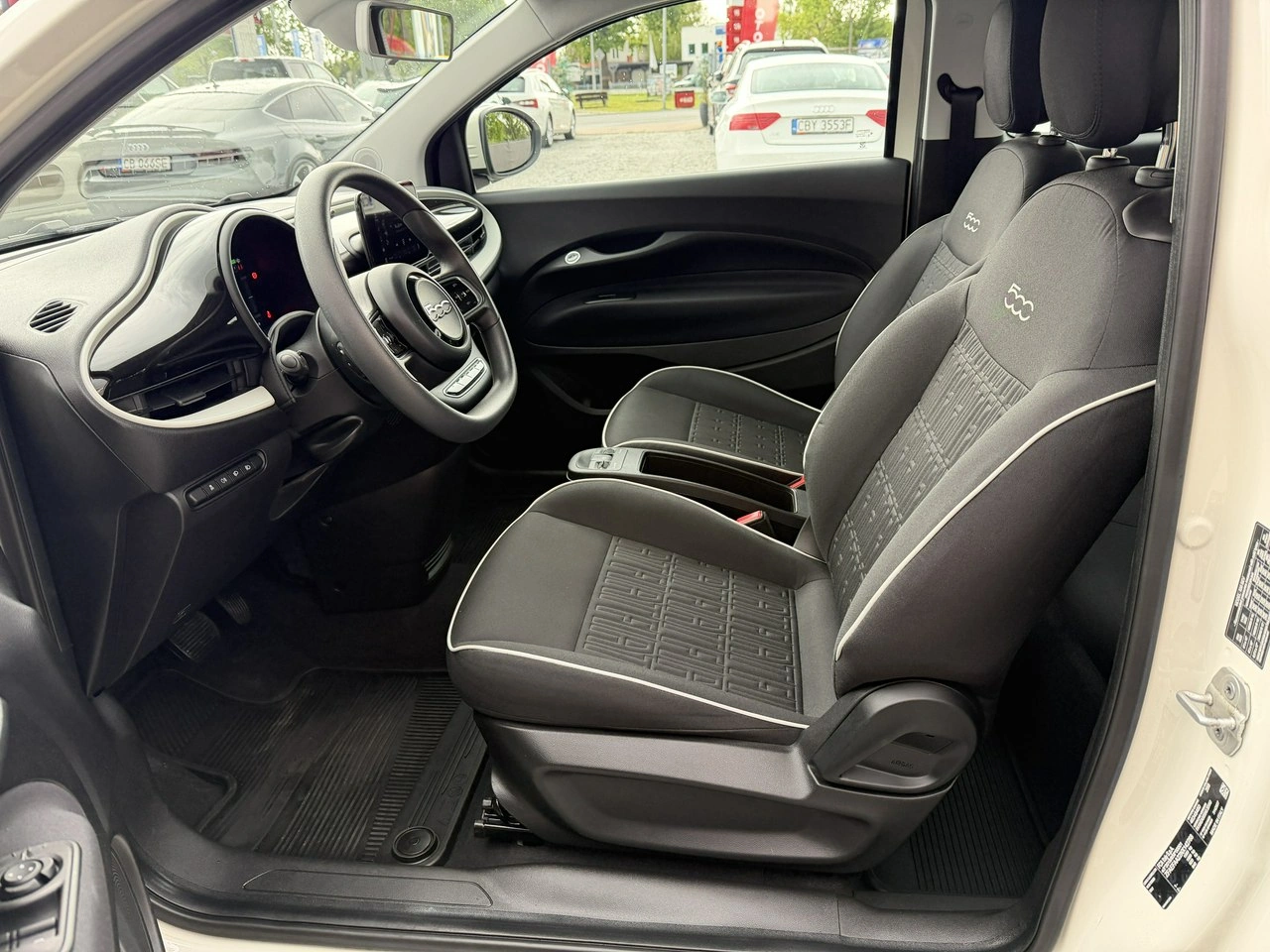 Fiat 500e - Zdjęcie 10