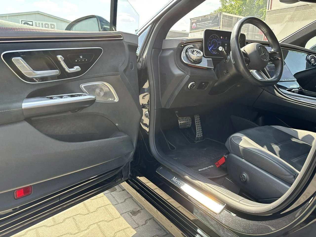 Mercedes EQE - Zdjęcie 9