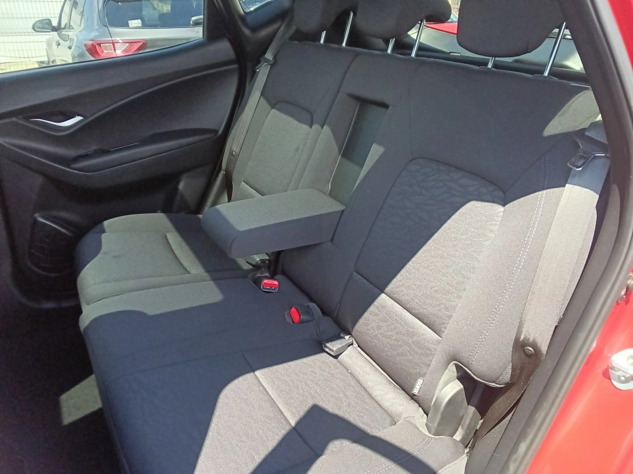 Hyundai ix20 - Zdjęcie 10