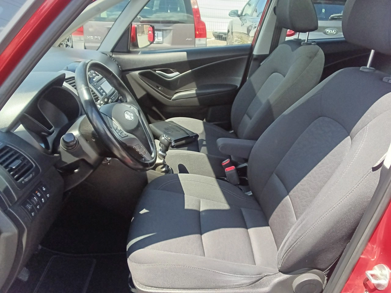 Hyundai ix20 - Zdjęcie 15