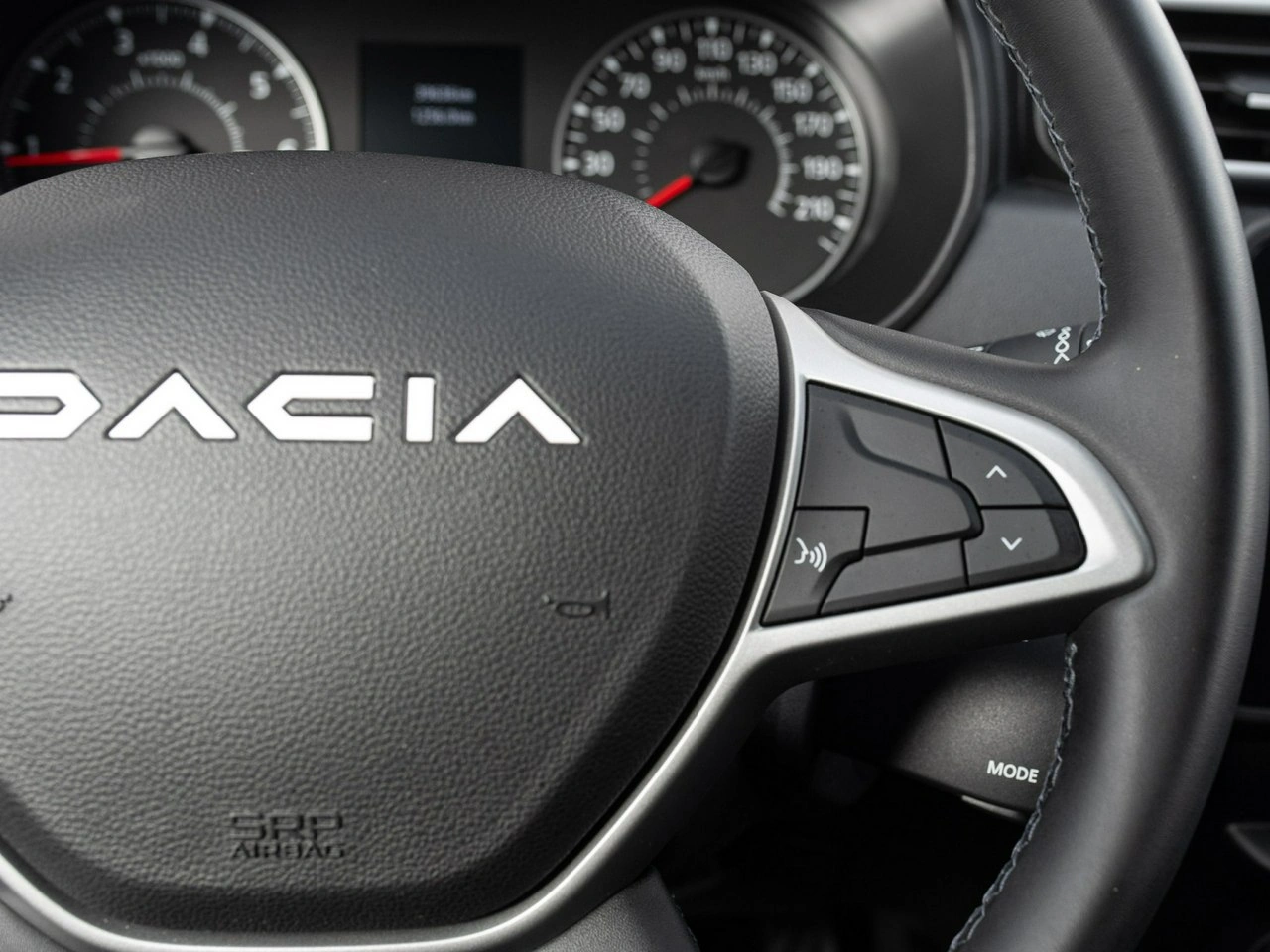Dacia Duster - Zdjęcie 14