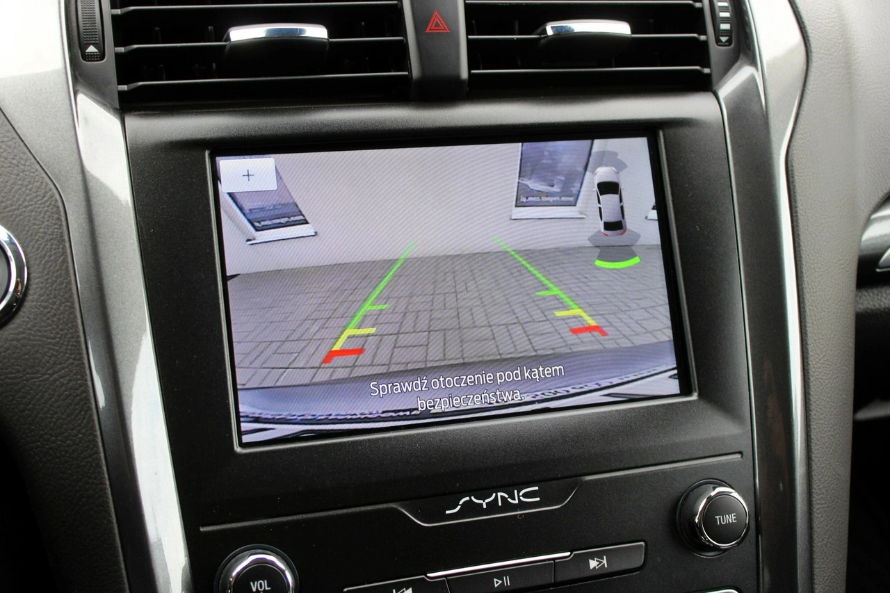 Ford Mondeo SW - Zdjęcie 16