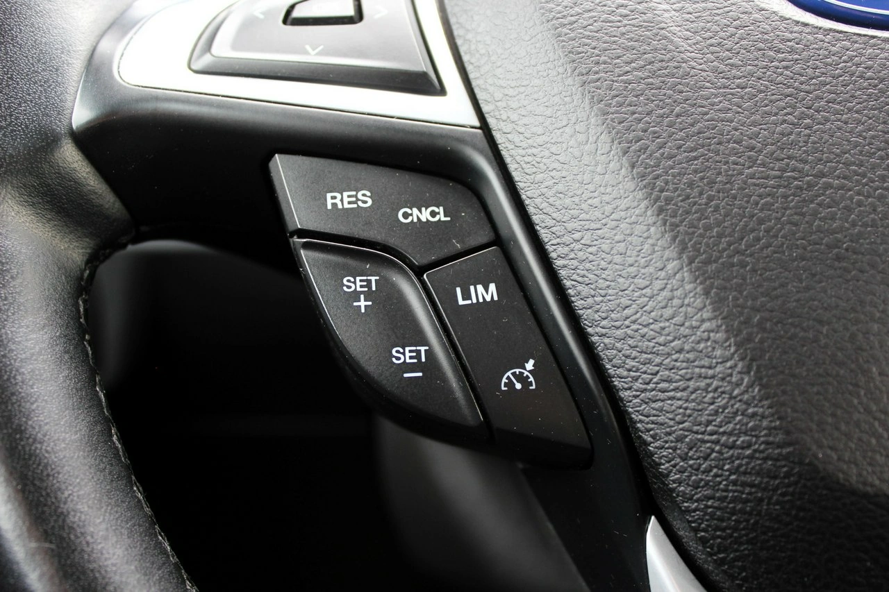 Ford Mondeo SW - Zdjęcie 23
