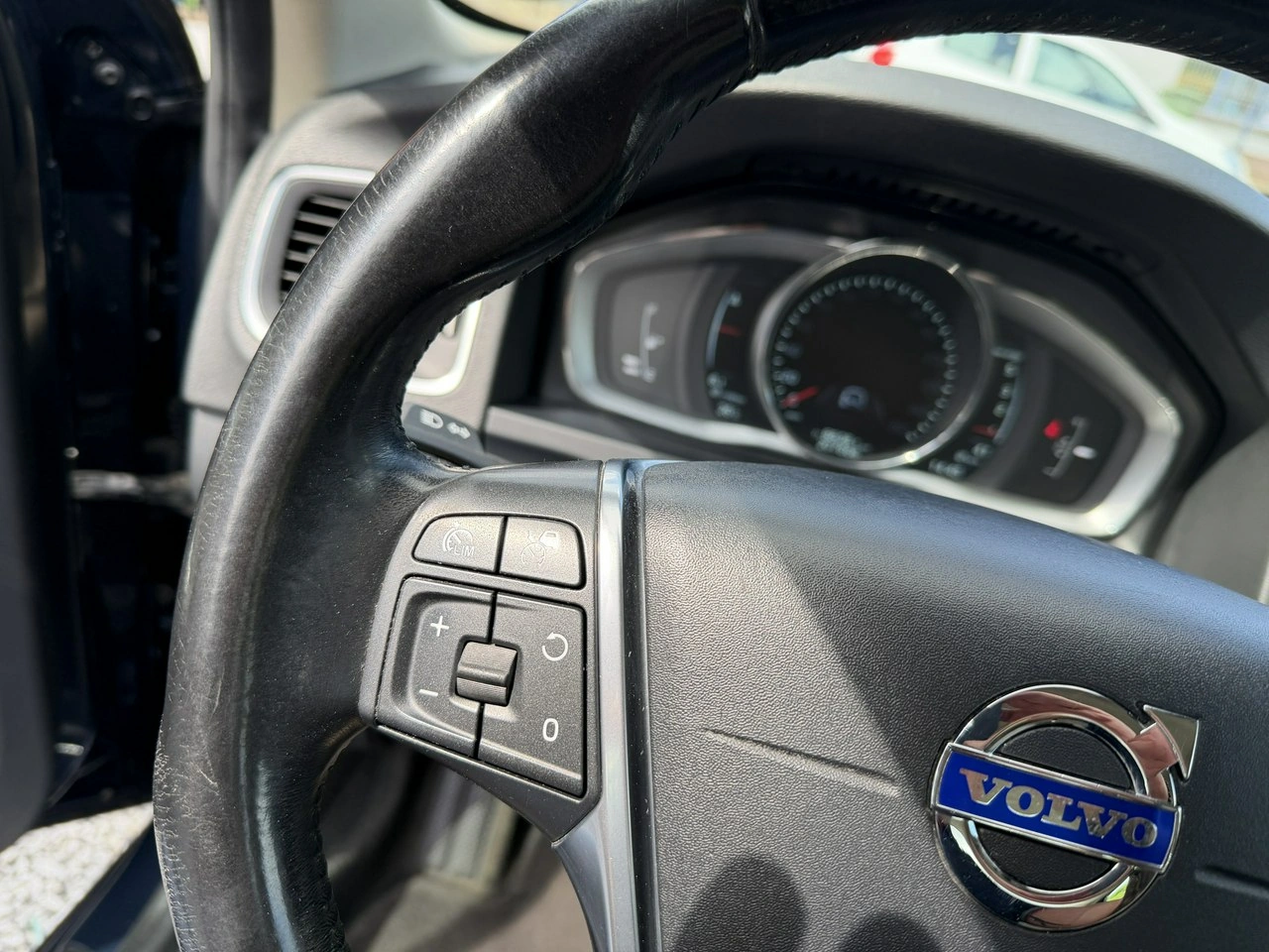 Volvo S60 - Zdjęcie 17