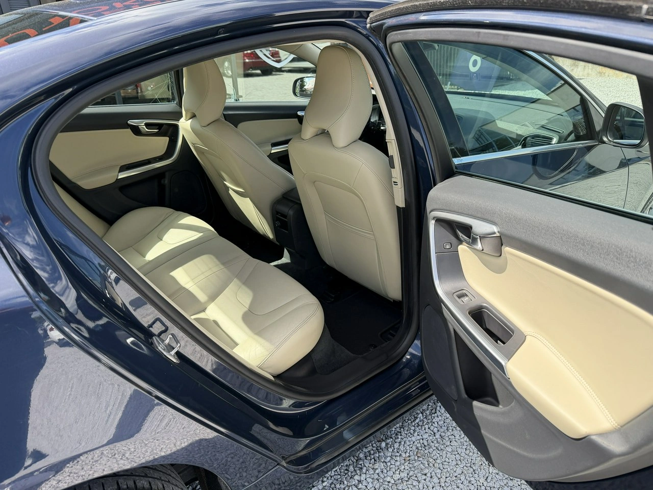 Volvo S60 - Zdjęcie 30