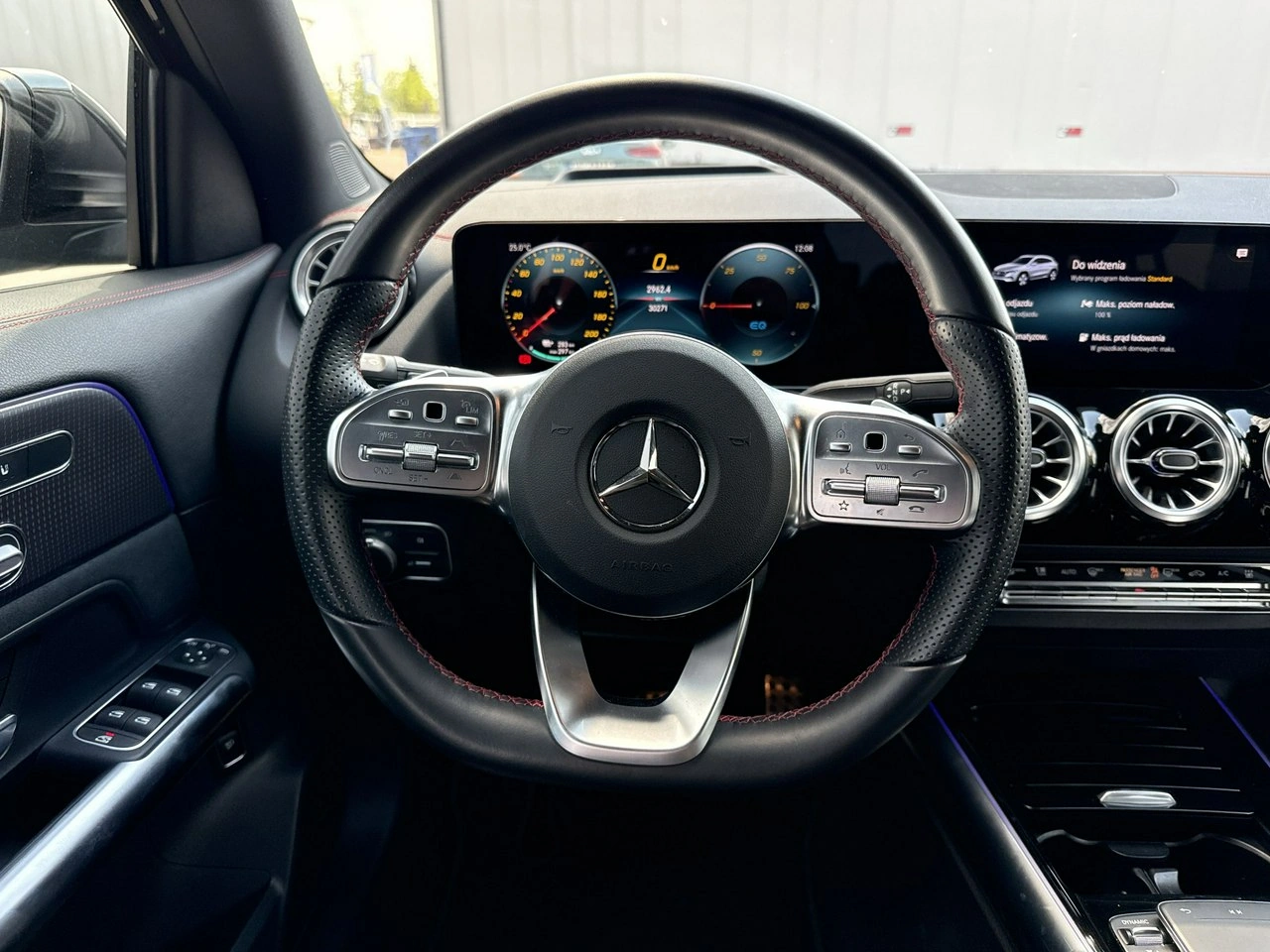 Mercedes EQA - Zdjęcie 25