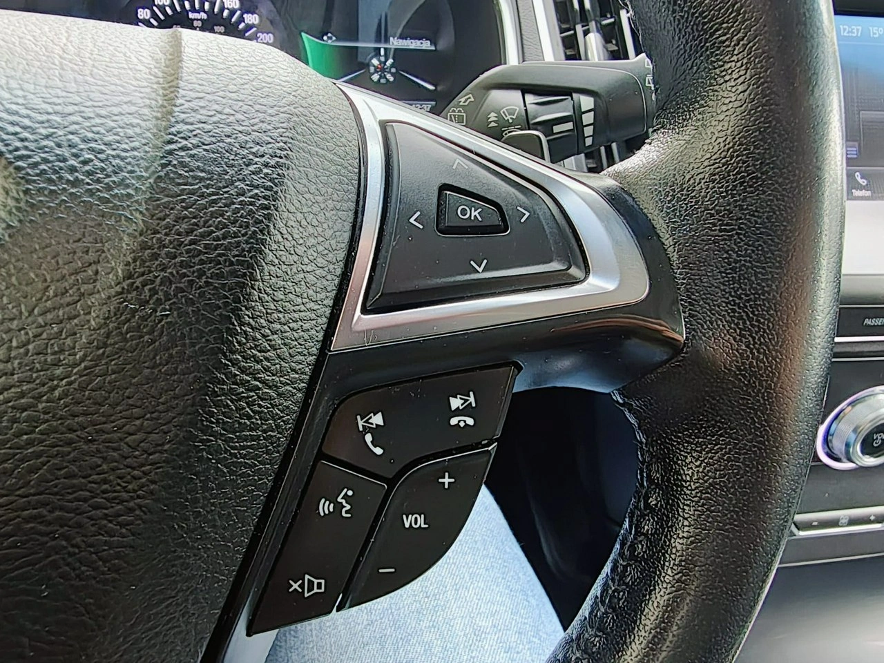 Ford Edge - Zdjęcie 14