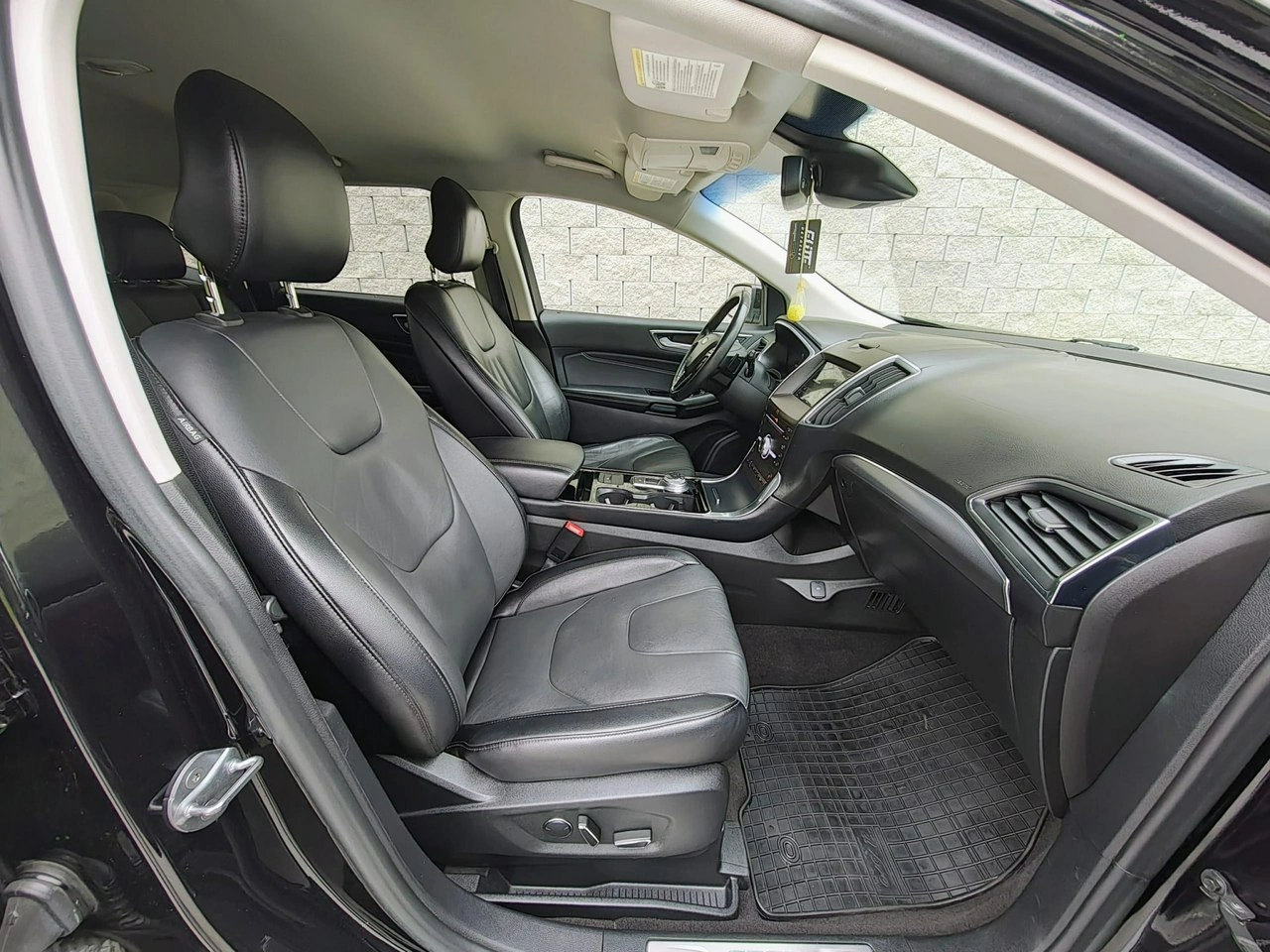 Ford Edge - Zdjęcie 17