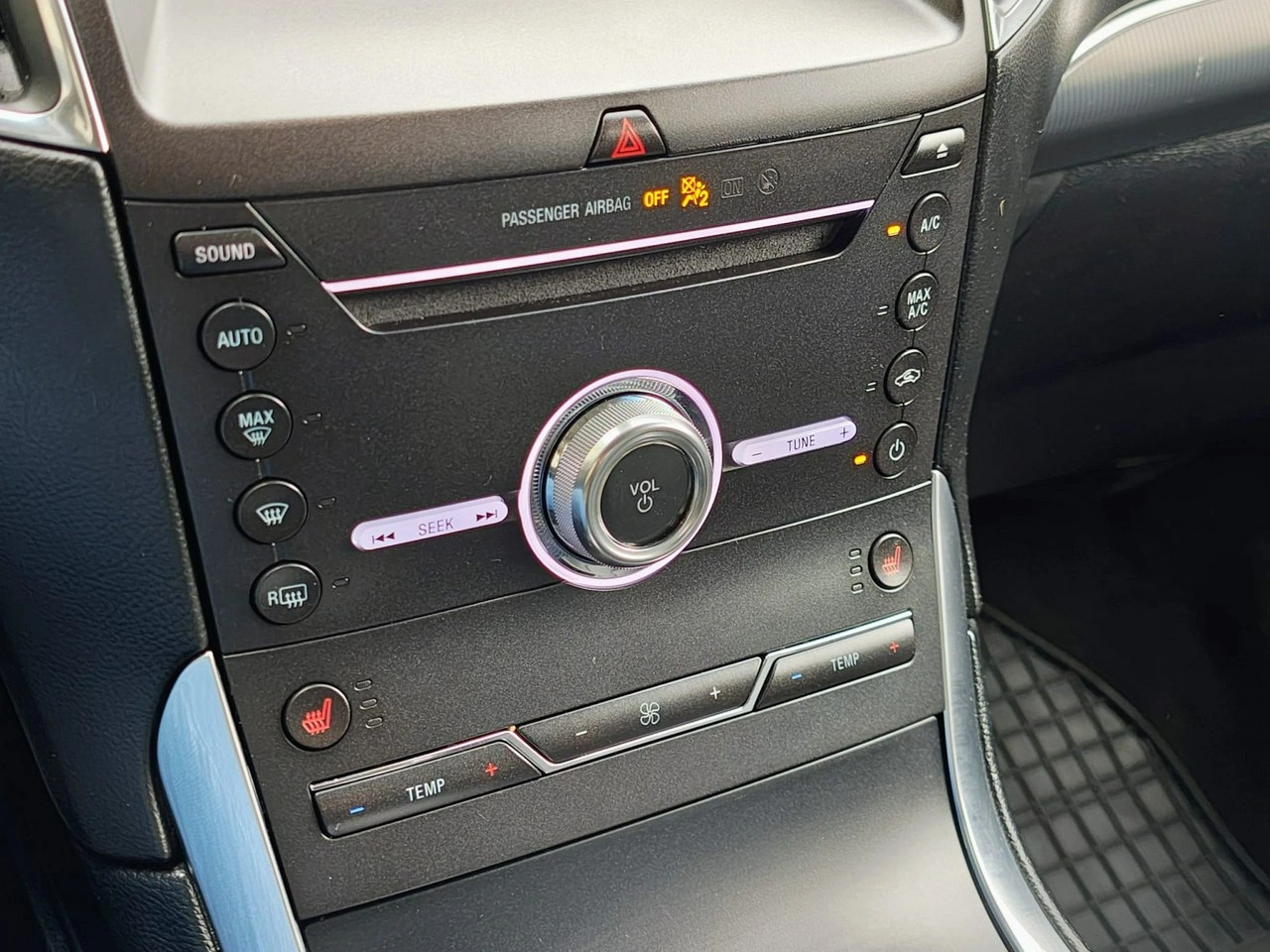 Ford Edge - Zdjęcie 29