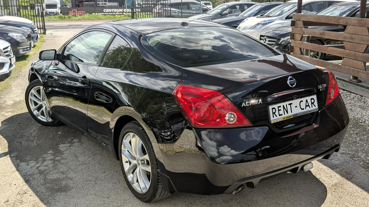 Nissan Altima - Zdjęcie 9
