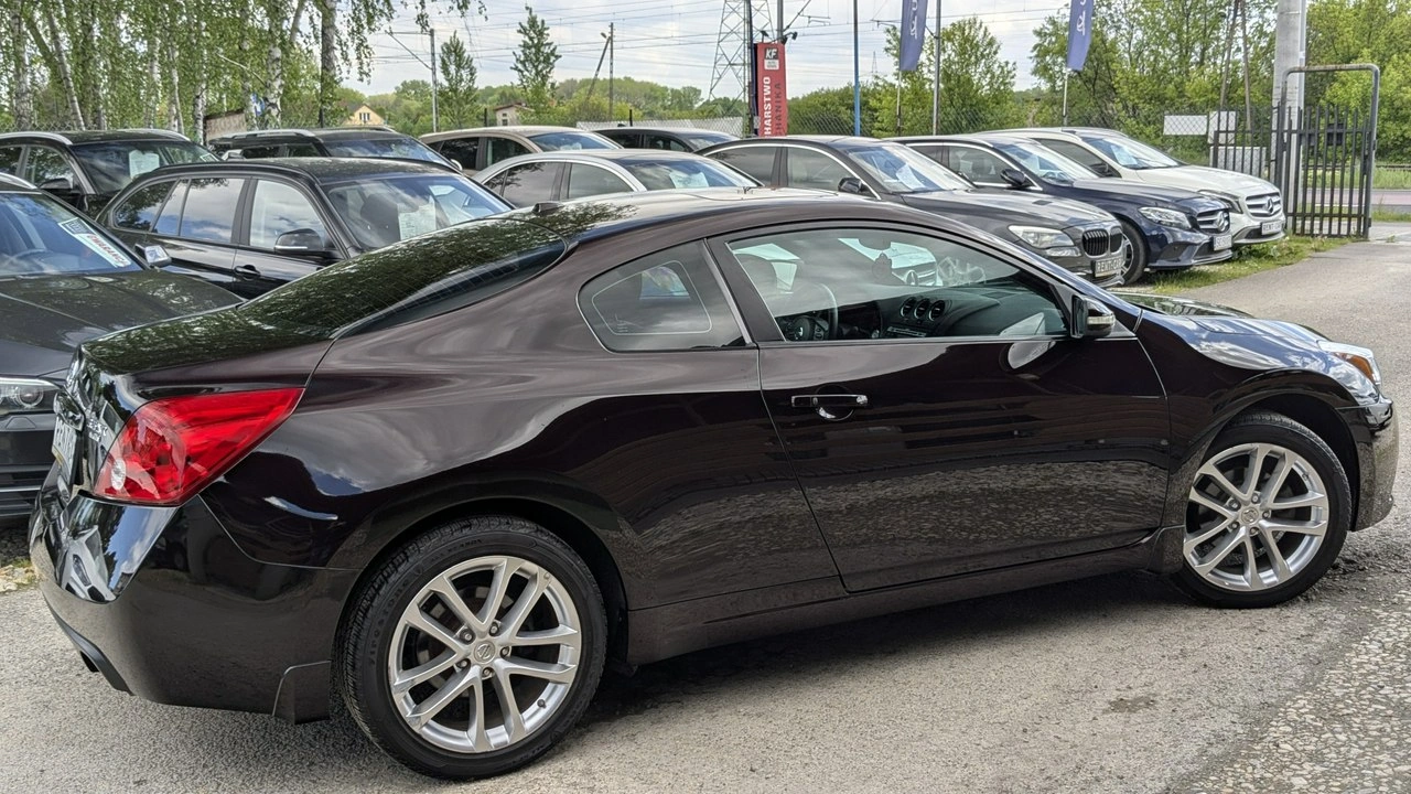 Nissan Altima - Zdjęcie 12