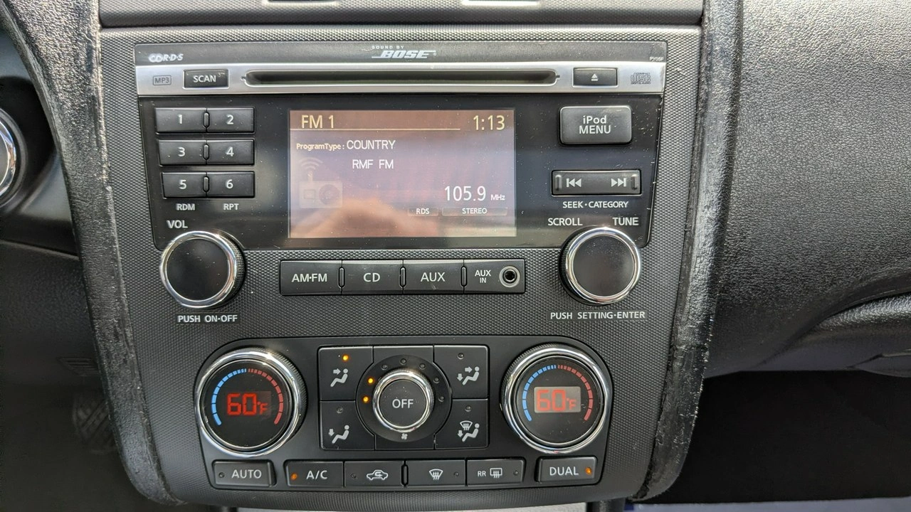 Nissan Altima - Zdjęcie 28