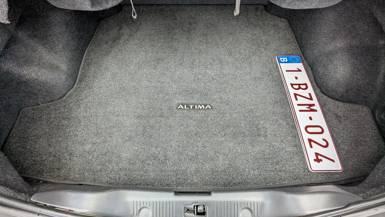 Nissan Altima - Zdjęcie 37