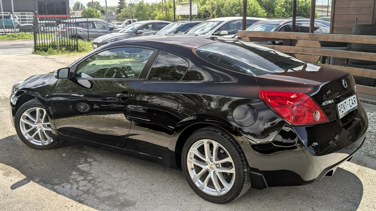 Nissan Altima - Zdjęcie 8