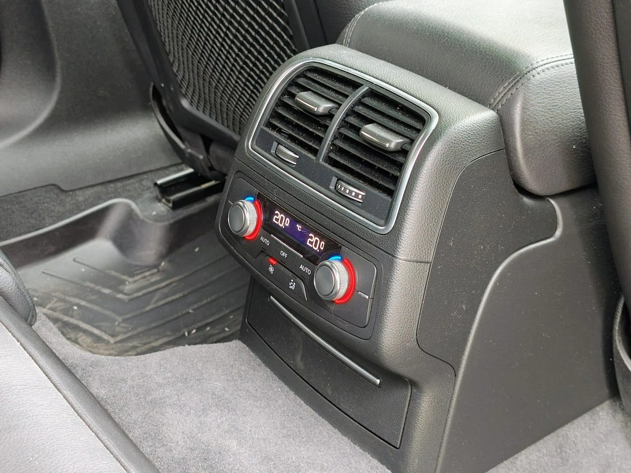 Audi A6 - Zdjęcie 24