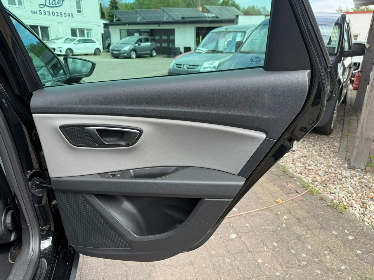 Seat Leon - Zdjęcie 13