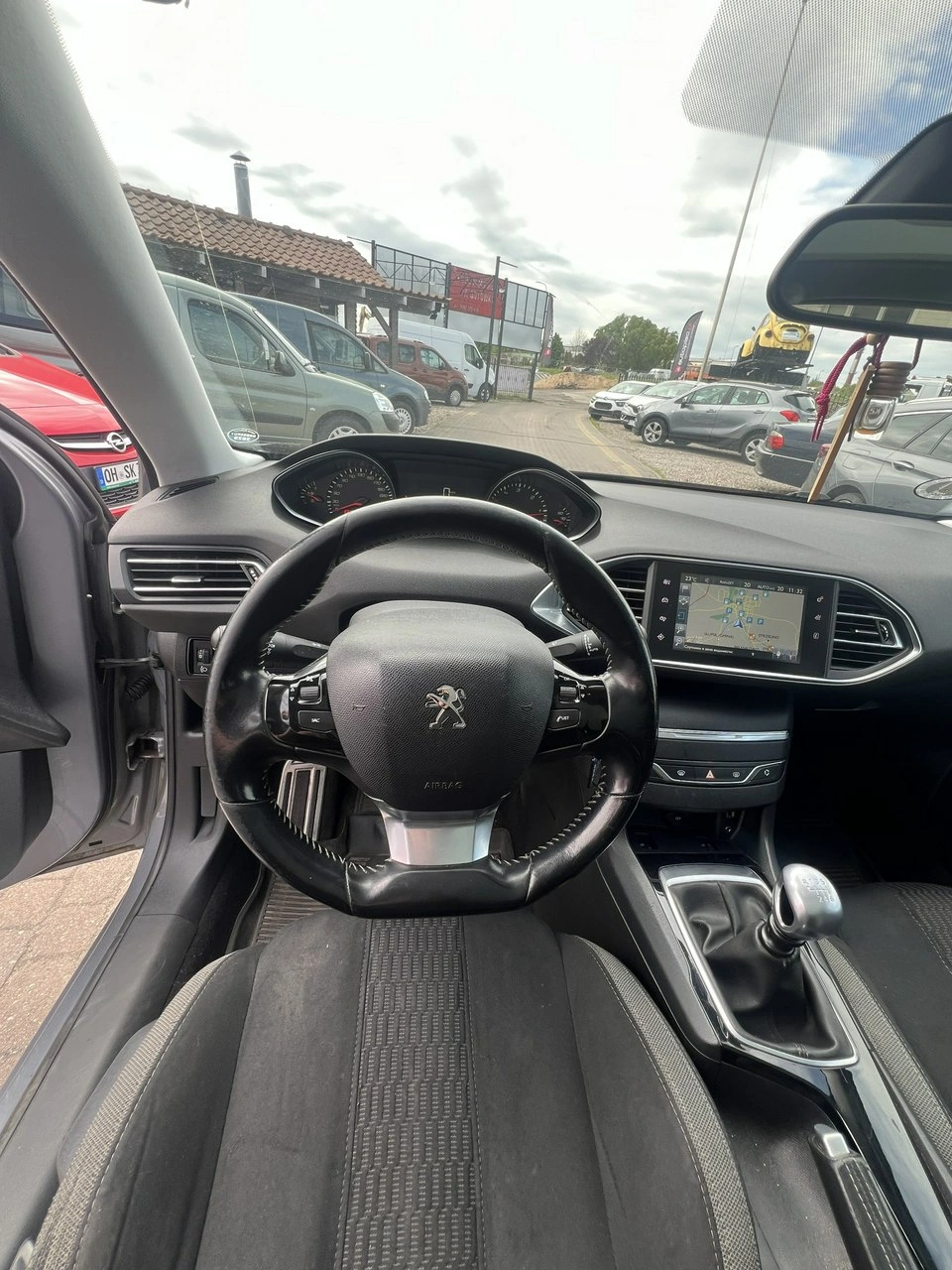 Peugeot 308 - Zdjęcie 12