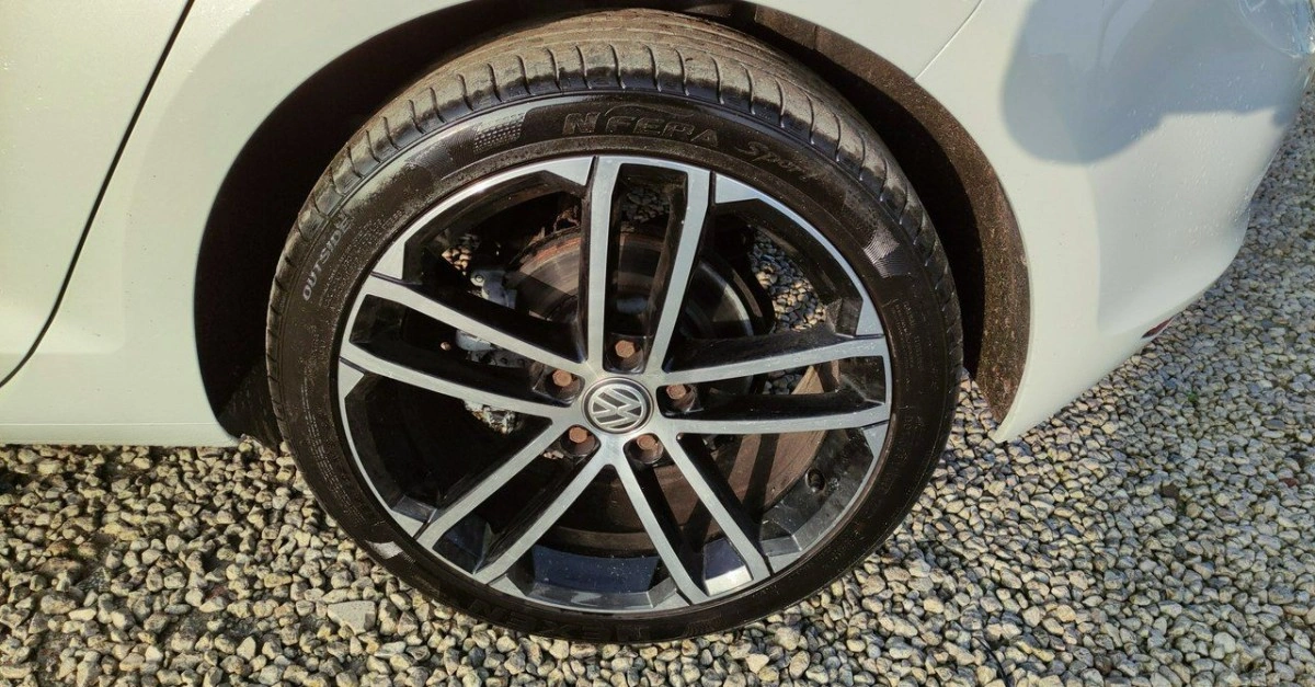 Volkswagen Golf - Zdjęcie 22