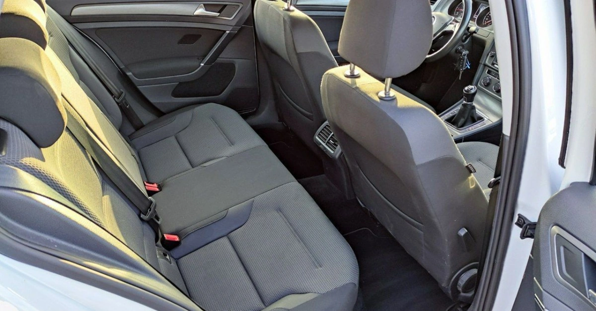 Volkswagen Golf - Zdjęcie 24