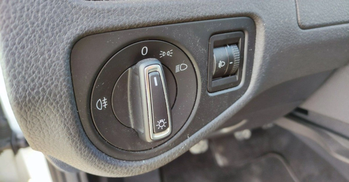 Volkswagen Golf - Zdjęcie 30