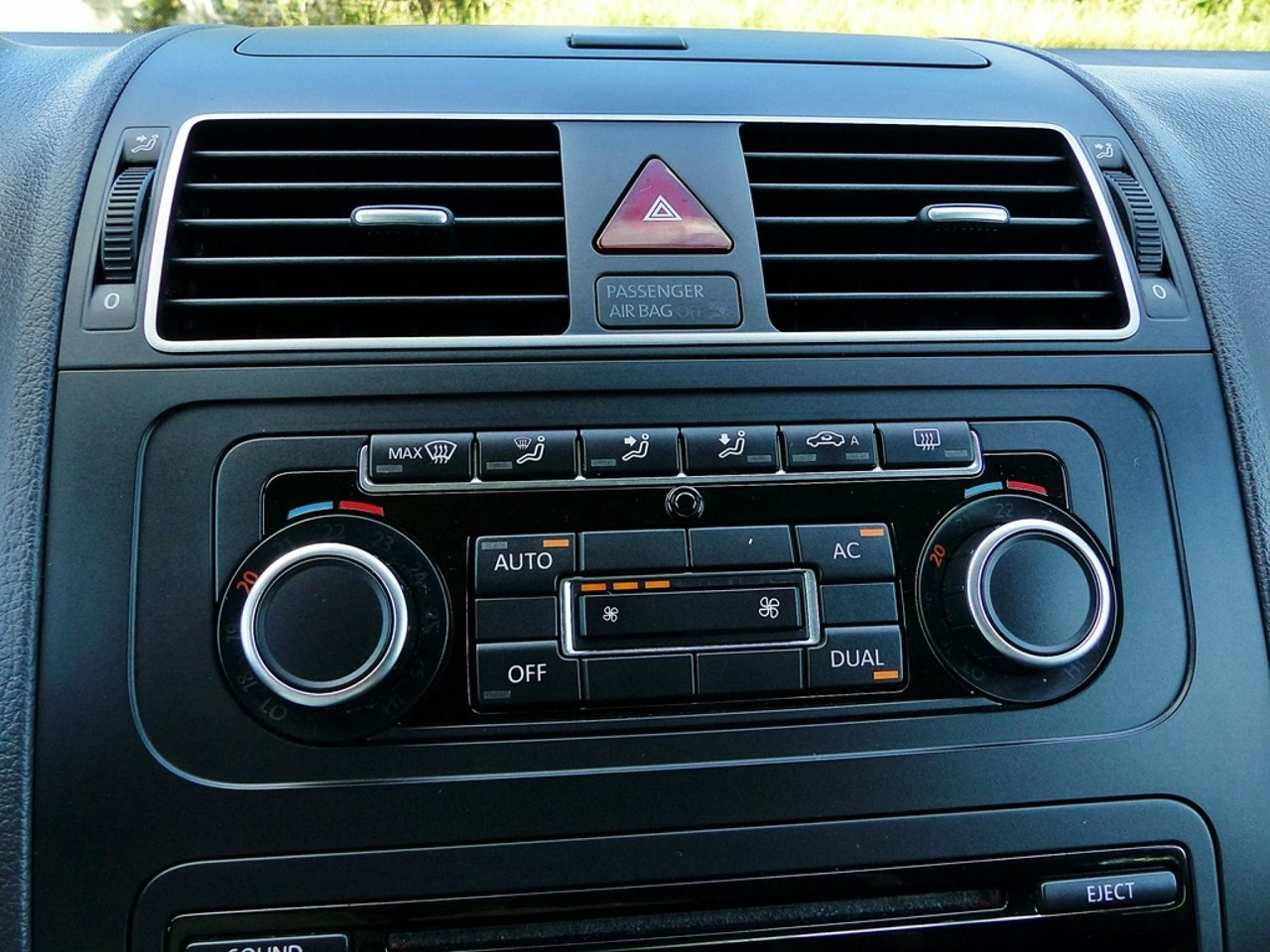 Volkswagen Touran - Zdjęcie 31