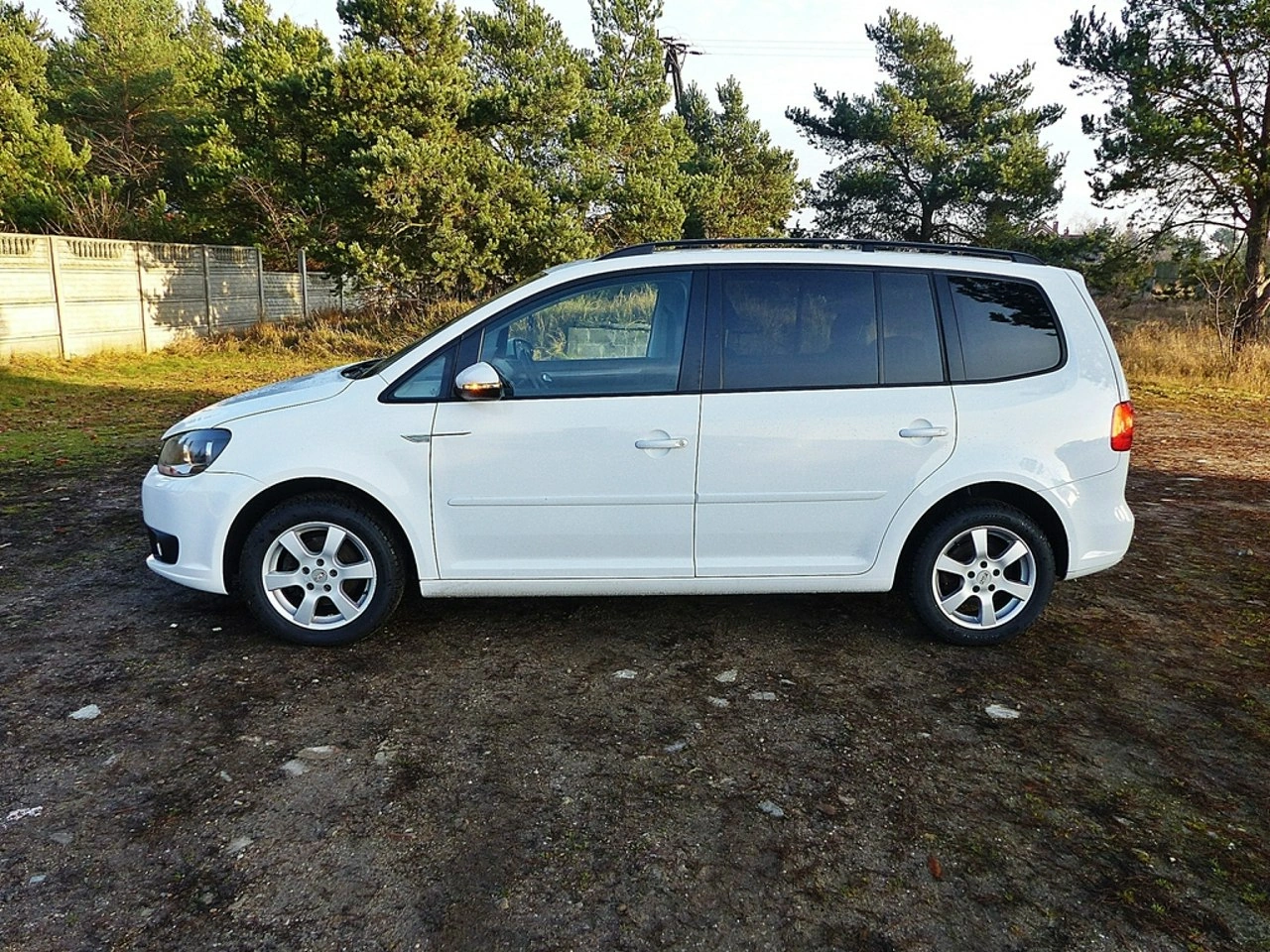 Volkswagen Touran - Zdjęcie 11