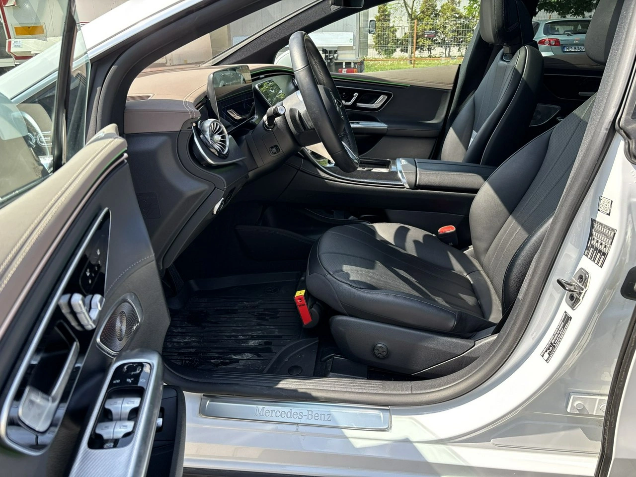 Mercedes EQE - Zdjęcie 10
