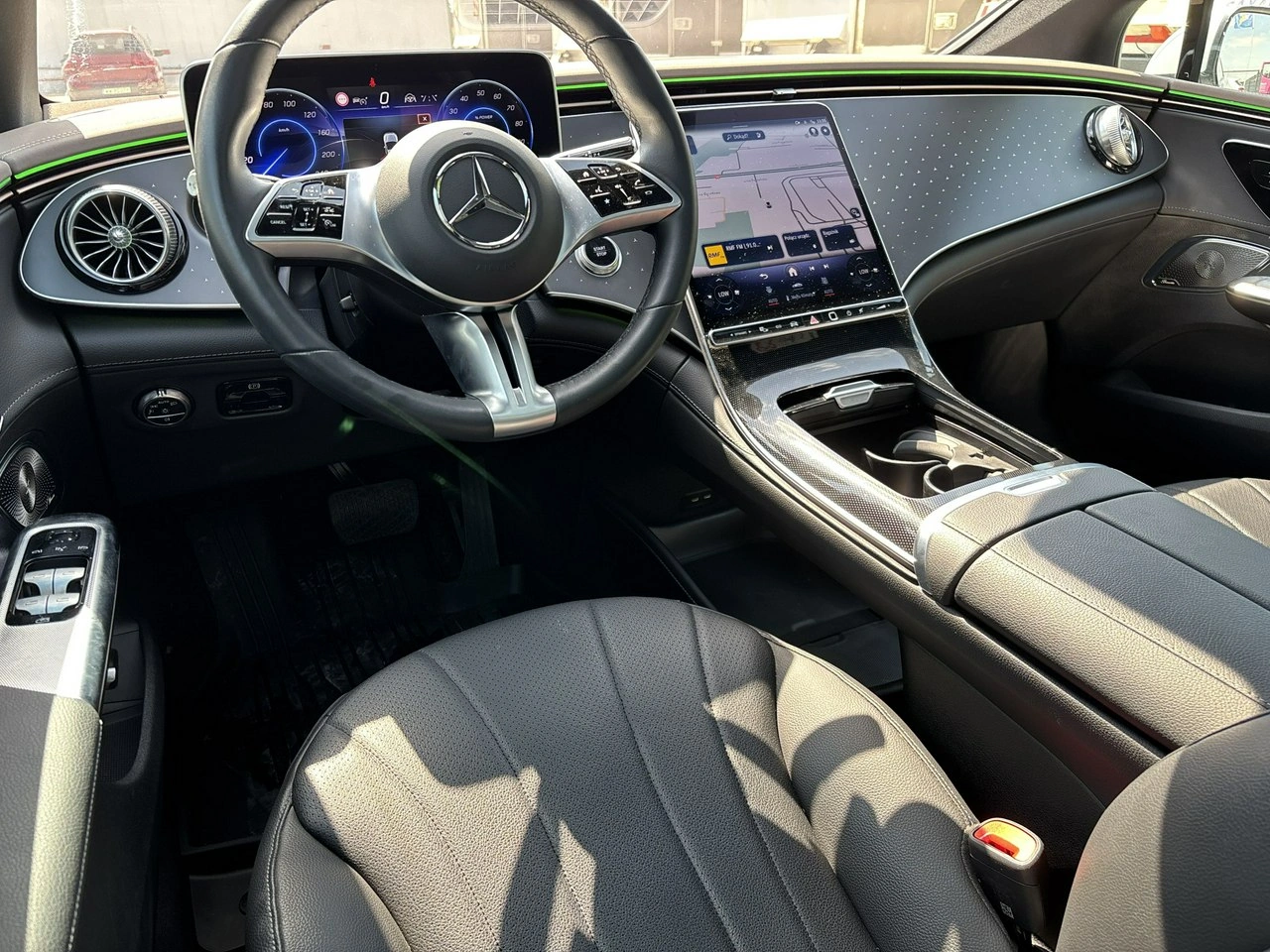 Mercedes EQE - Zdjęcie 12